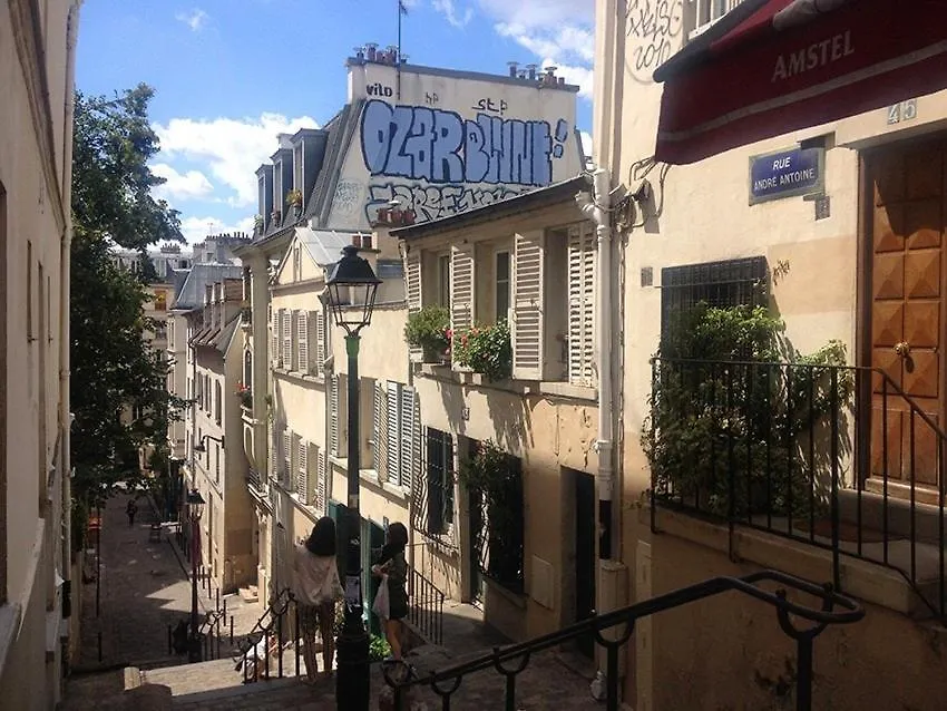 Charm & Comfort A Montmartre パリ 0*,